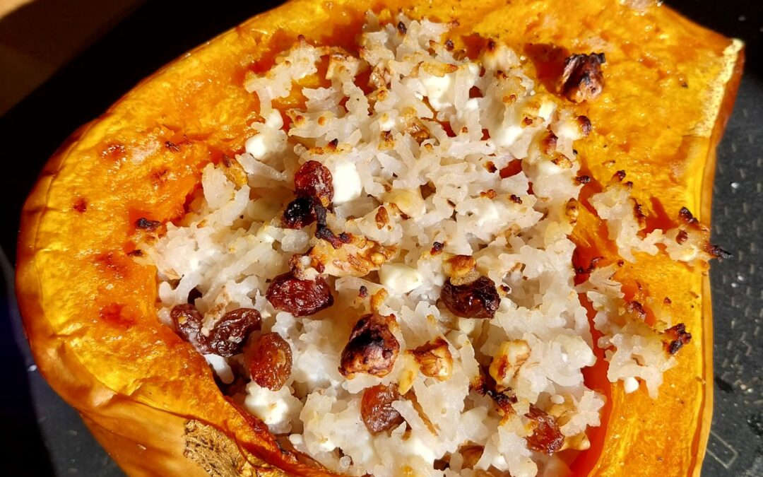Recette courge rôtie, riz, féta, raisins secs et miel